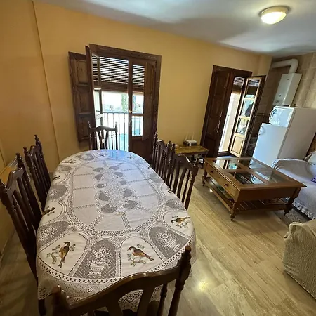La Casa De Felipe Y Paquita Apartment *